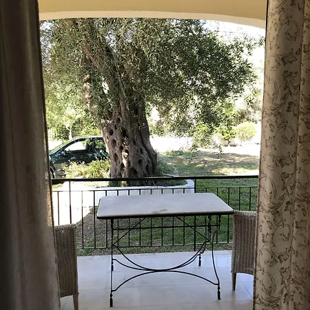 בית הארחה La Casa De Dalia 3*