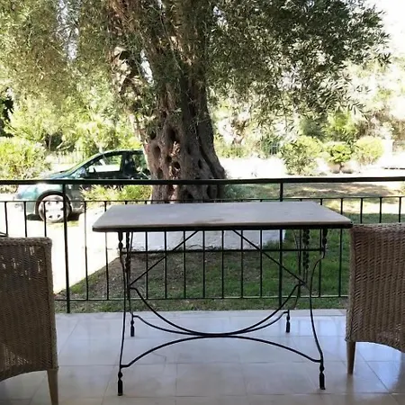 La Casa De Dalia 3*
